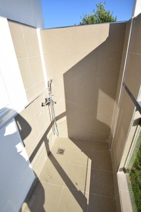 V Luxury Suites Toroni 3 מראה חיצוני תמונה