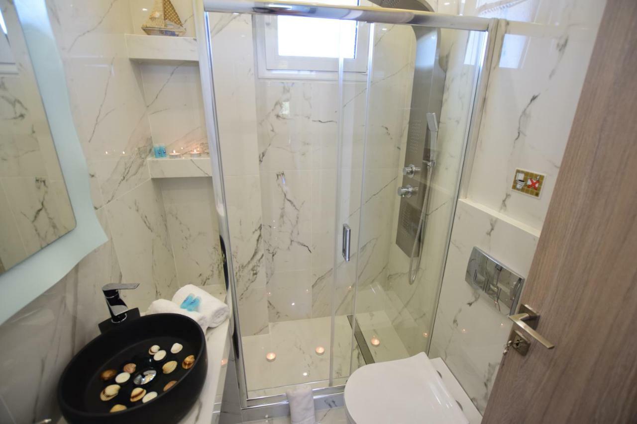 V Luxury Suites Toroni 3 מראה חיצוני תמונה
