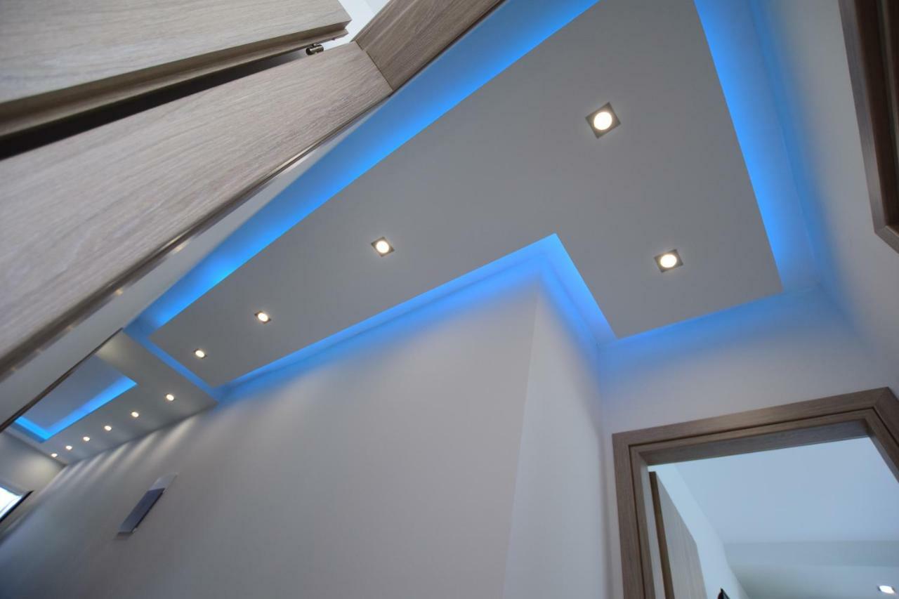 V Luxury Suites Toroni 3 מראה חיצוני תמונה