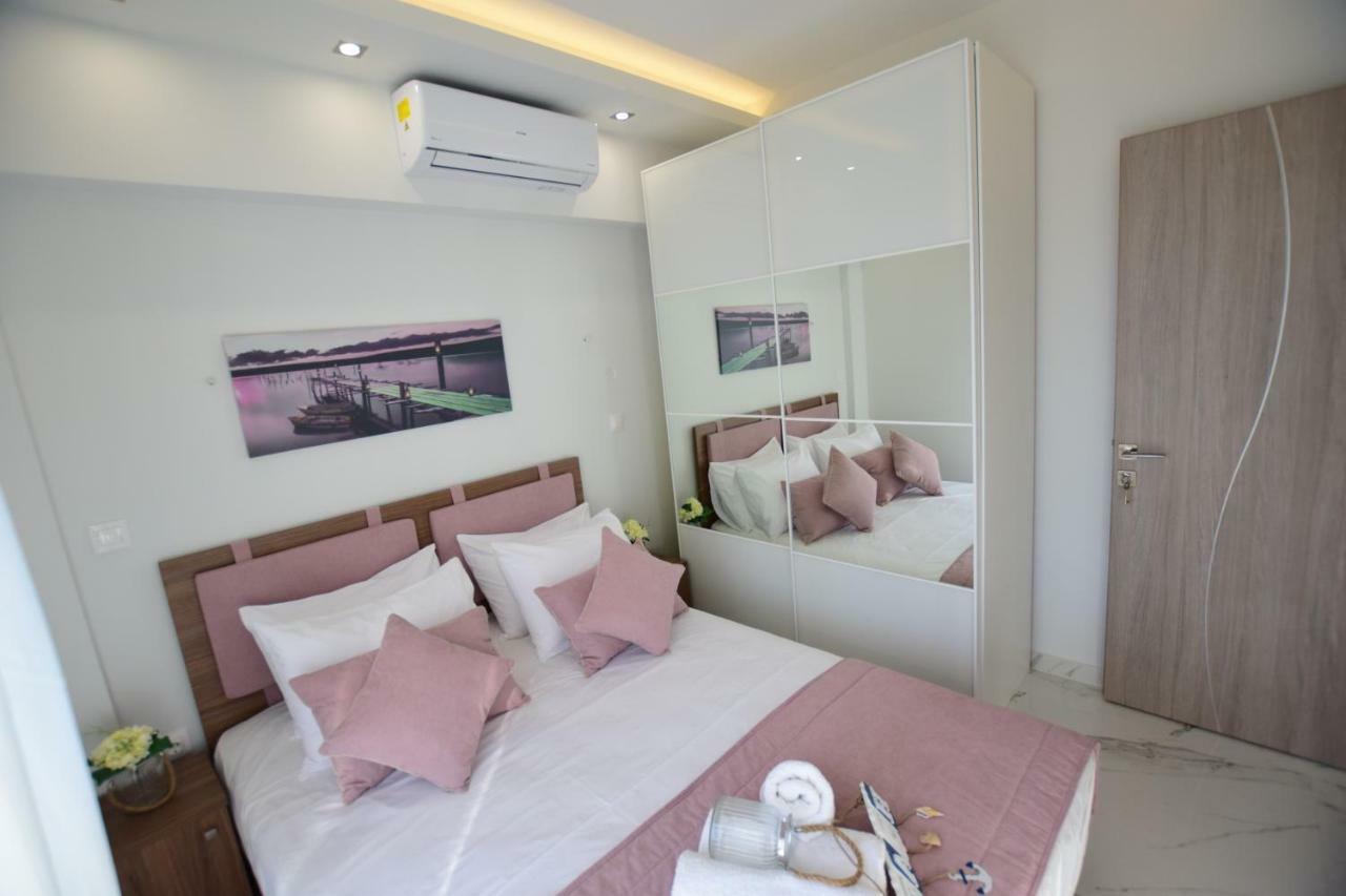 V Luxury Suites Toroni 3 מראה חיצוני תמונה
