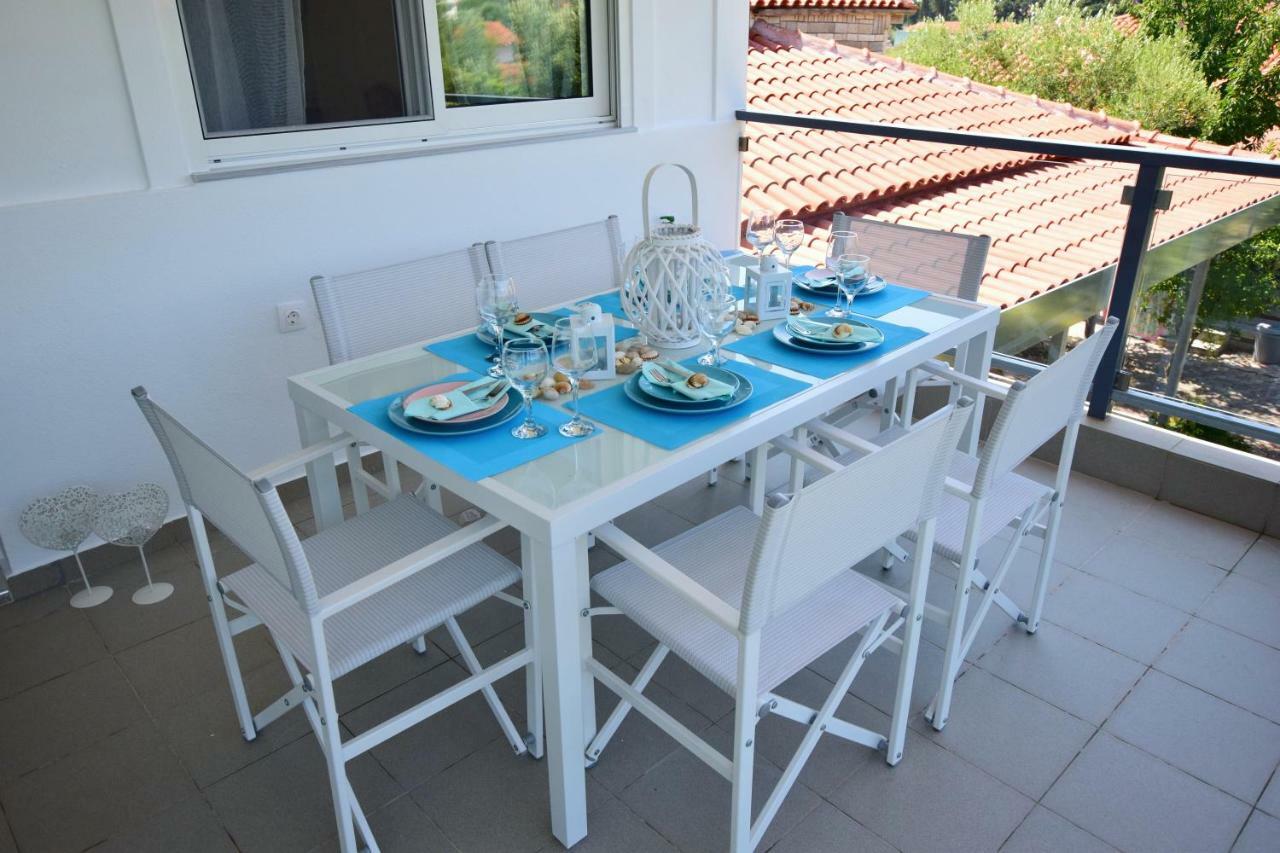 V Luxury Suites Toroni 3 מראה חיצוני תמונה