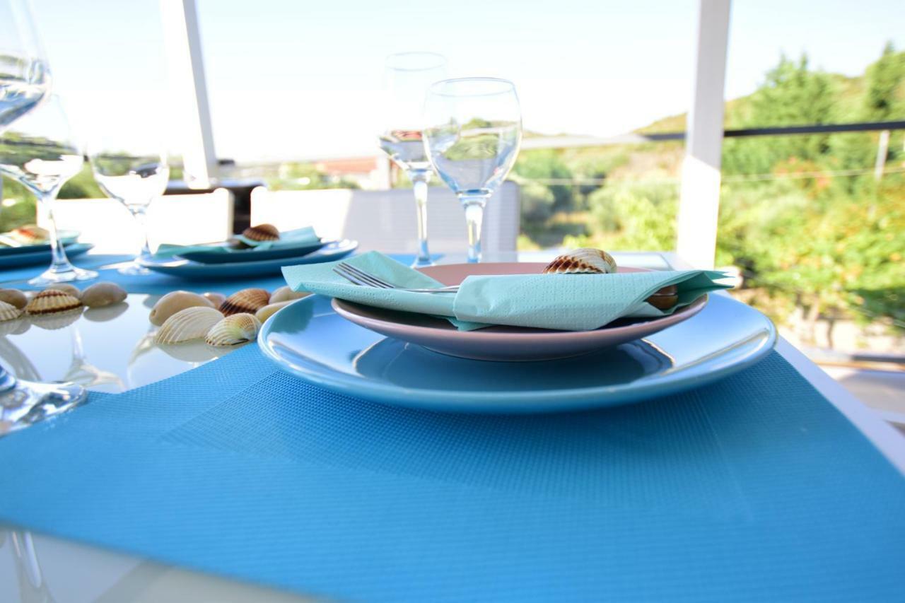 V Luxury Suites Toroni 3 מראה חיצוני תמונה
